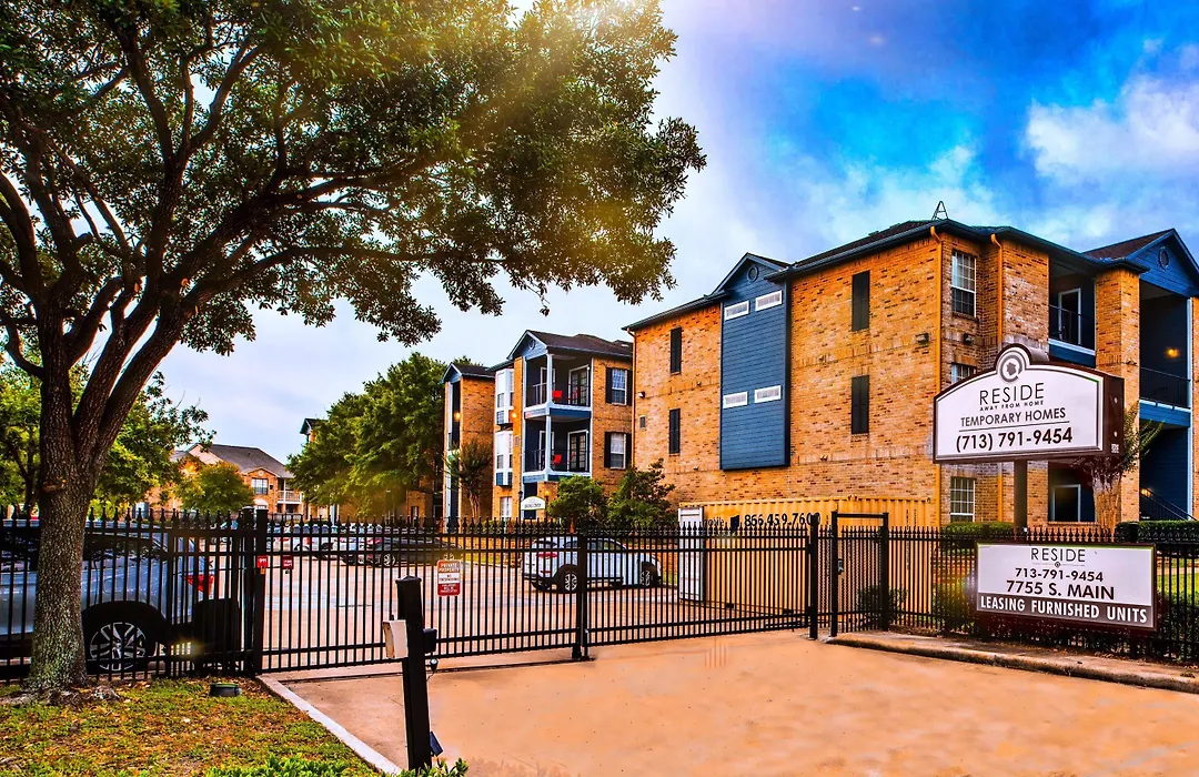 The Reside Fully Furnished Condos - Medical Stays Welcome-1
